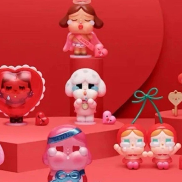 Pop Mart CRYBABY Puppy Love Authentic Figure w/ Box & Card - Picture 4 of 4